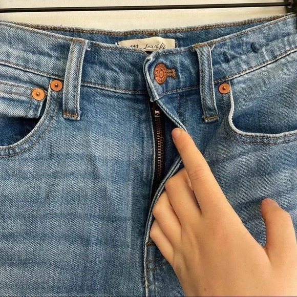 Madewell High Rise Slim Boyjean Raw Edge Hem Medium Blue Wash Distressed - Picture 8 of 13